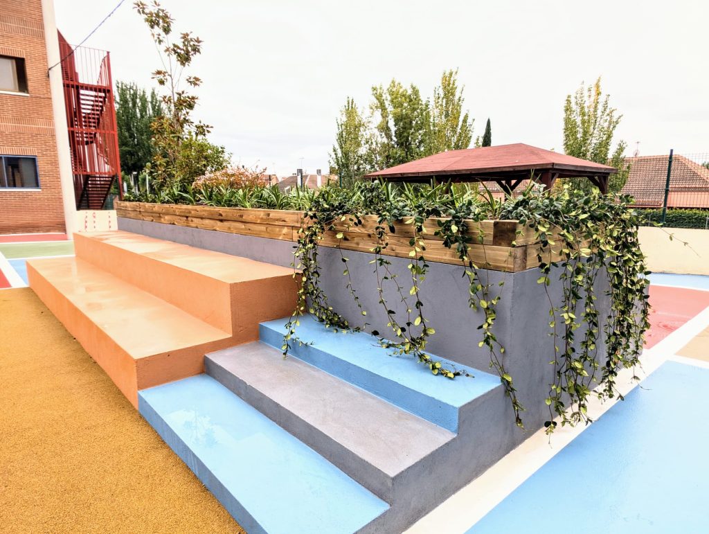 Decoración de jardineras exteriores: qué cosas se pueden poner en un jardín exterior para transformarlo